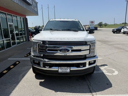 Used 2018 Ford F350 Lariat w/ Chrome Package AWD/4WD image 12