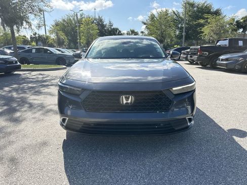 Used 2023 Honda Accord Touring image 9