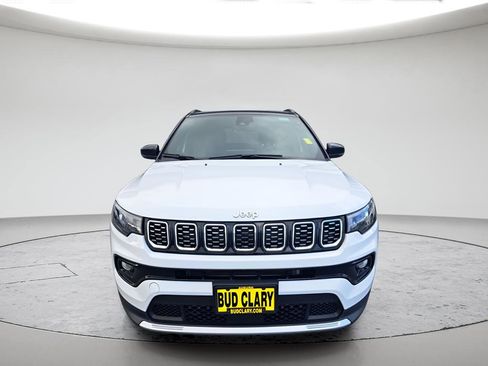 Used 2025 Jeep Compass Limited AWD/4WD image 2
