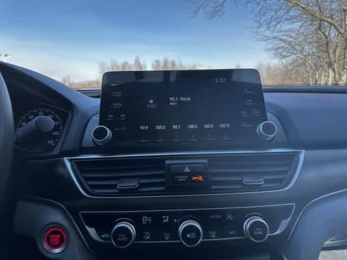 Used 2020 Honda Accord LX image 25