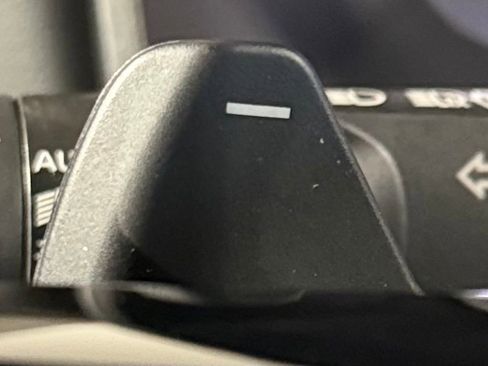 Used 2023 Nissan Rogue SV w/ SV Premium B Package image 65