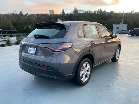 Certified 2023 Honda HR-V LX image 12