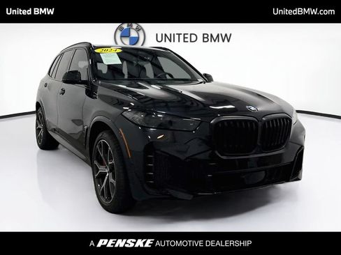 Used 2024 BMW X5 sDrive40i w/ M Sport Package RWD image 3