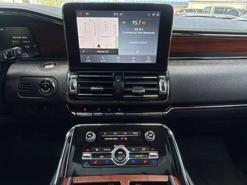Used 2020 Lincoln Navigator Reserve w/ Equipment Group 208A Reserve AWD/4WD image 12