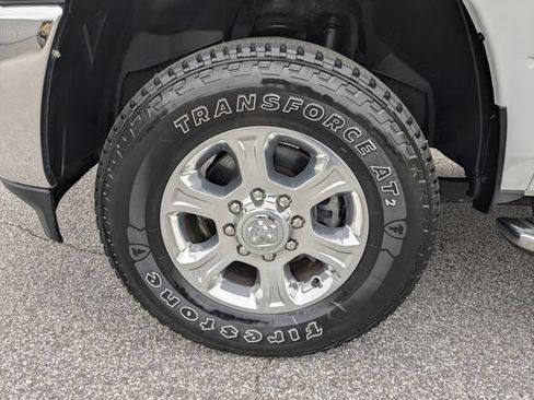 Used 2024 RAM 2500 Big Horn AWD/4WD image 22