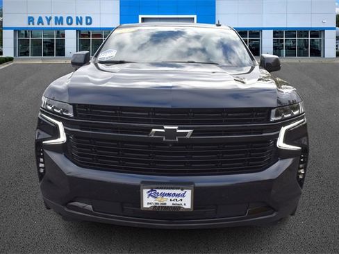 Certified 2023 Chevrolet Suburban RST w/ Sport Performance Package image 8