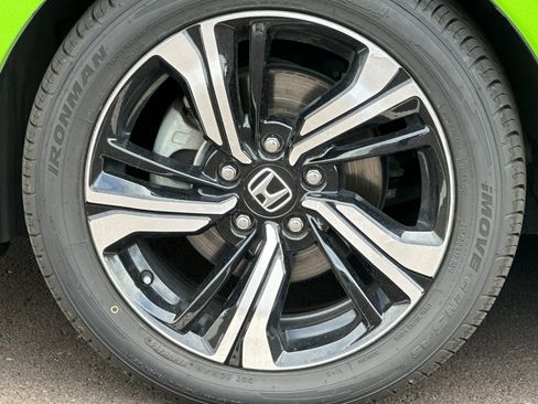 Used 2018 Honda Civic Touring image 26