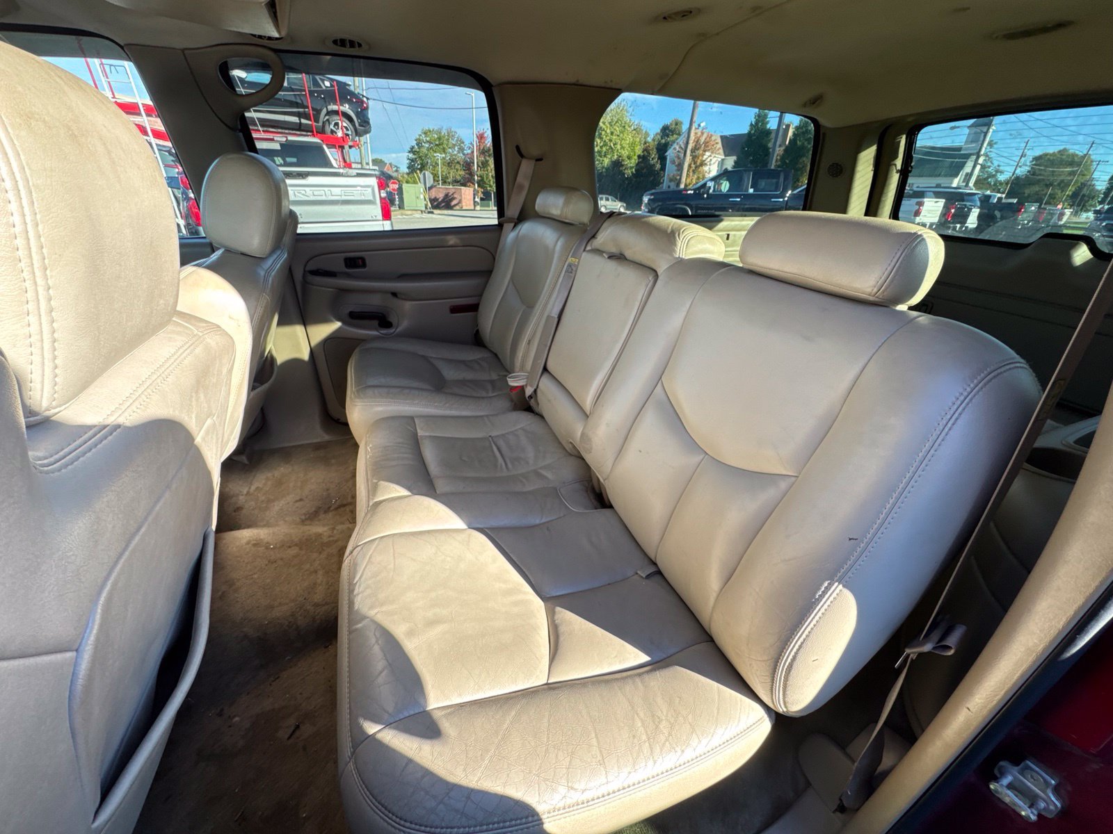 Used 2004 Chevrolet Suburban LT w/ Preferred Equipment Group AWD/4WD image 25