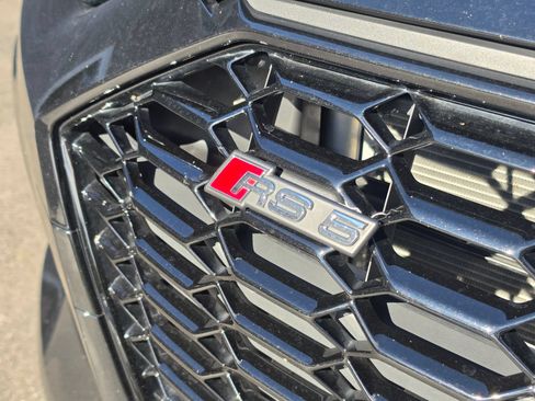 Used 2022 Audi RS 5 Sportback AWD/4WD image 3