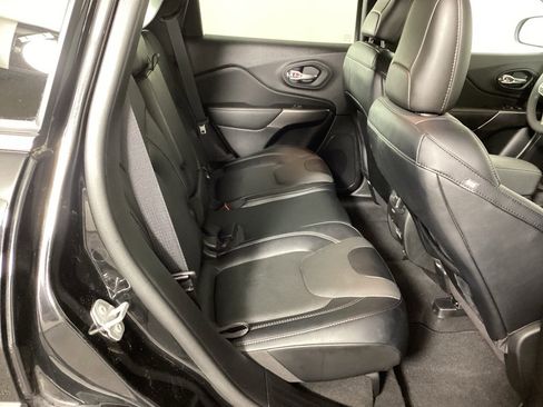 Used 2022 Jeep Cherokee Limited w/ Elite Package image 11