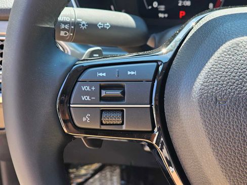 New 2025 Acura Integra image 23