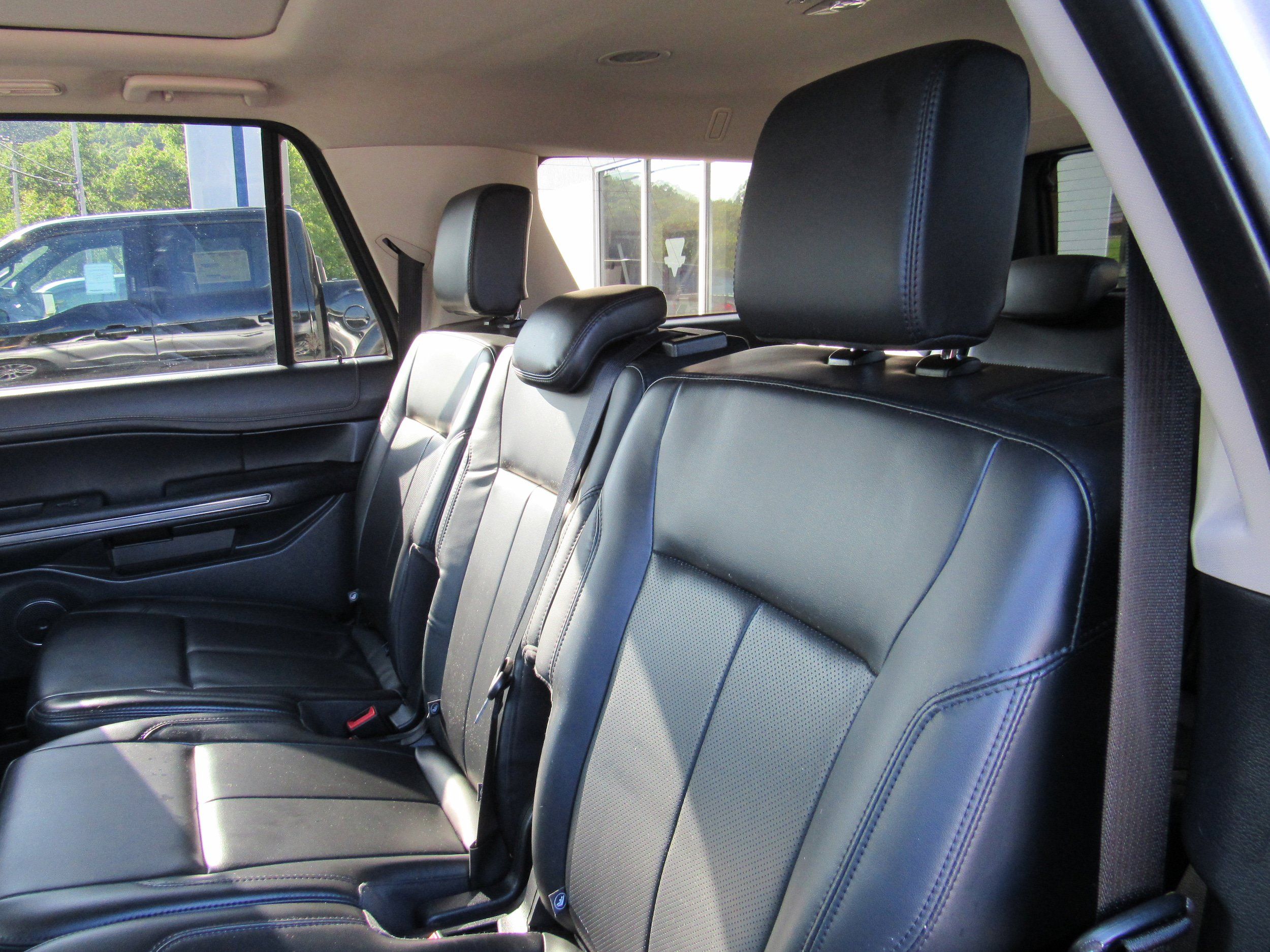 Used 2022 Ford Expedition Max XLT AWD/4WD image 30