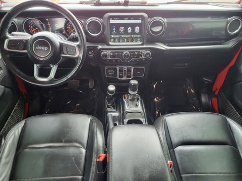 Used 2020 Jeep Wrangler Unlimited Sahara AWD/4WD image 16