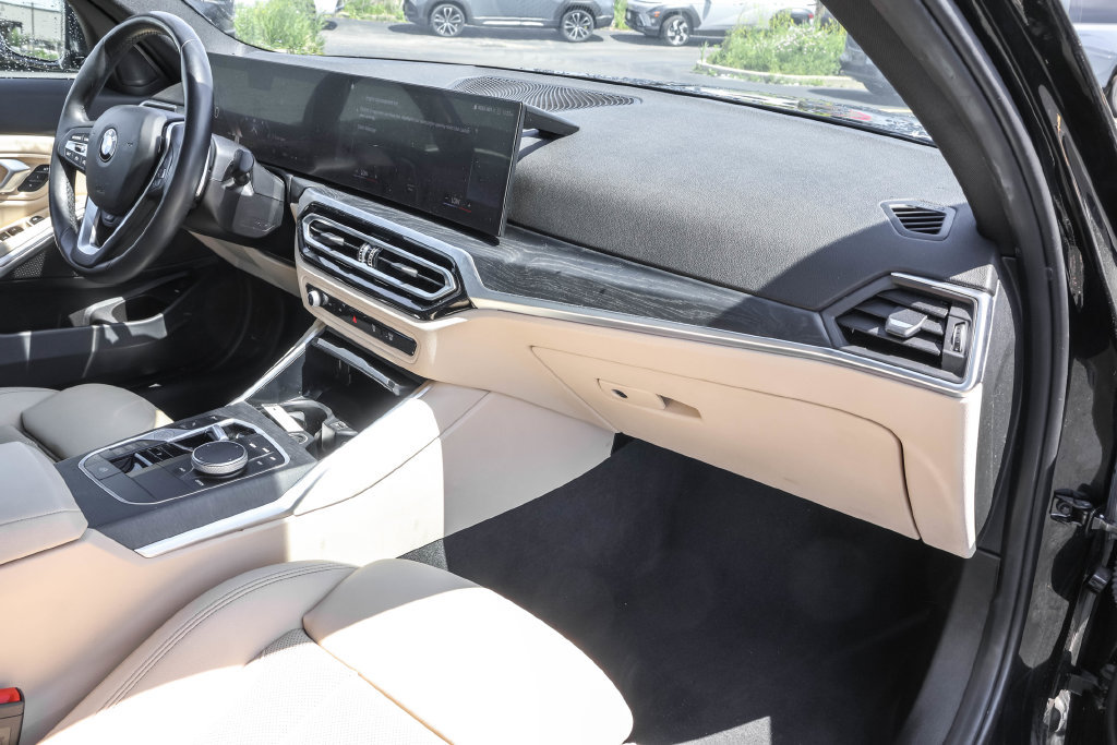Used 2023 BMW 330i xDrive Sedan w/ Driving Assistance Package AWD/4WD image 38