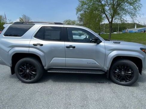 New 2026 Toyota 4Runner Platinum AWD/4WD image 9