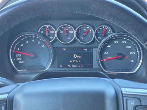Used 2021 Chevrolet Suburban LT w/ LT Signature Package AWD/4WD image 23