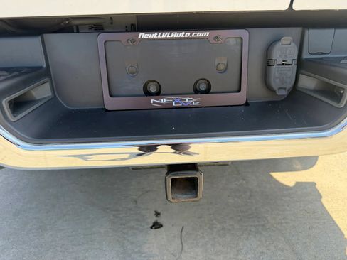 Used 2020 RAM 1500 Laramie AWD/4WD image 40