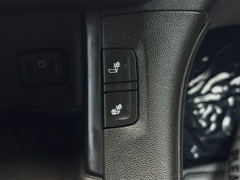 Used 2017 GMC Acadia SLT AWD/4WD image 38
