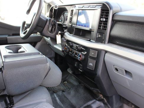 Used 2023 Ford F350 XLT w/ FX4 Off-Road Package AWD/4WD image 17