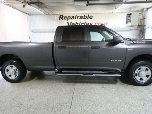 Used 2020 RAM 2500 Tradesman AWD/4WD image 4