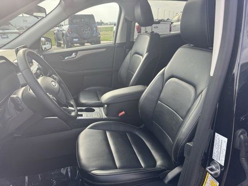 Certified 2022 Ford Escape SEL image 12