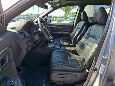 Used 2023 Honda Passport TrailSport image 13