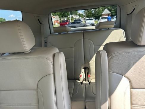 Used 2023 GMC Acadia Denali AWD/4WD image 15