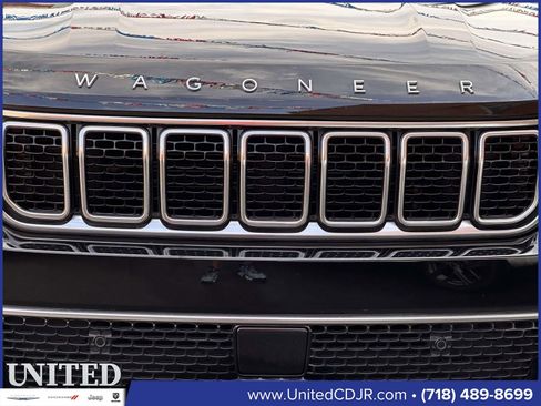 Used 2022 Jeep Wagoneer Series II image 9