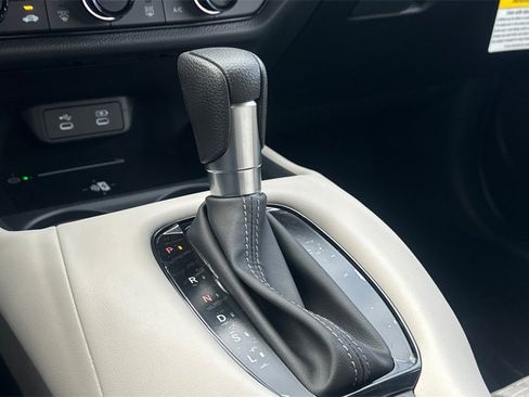 New 2026 Honda HR-V LX image 23