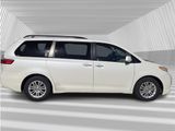 Used 2016 Toyota Sienna L image 2
