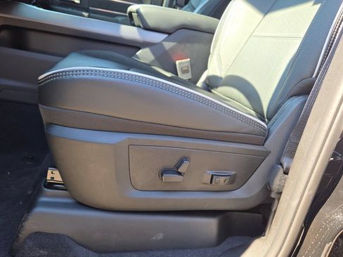 New 2026 RAM 2500 Laramie AWD/4WD image 31