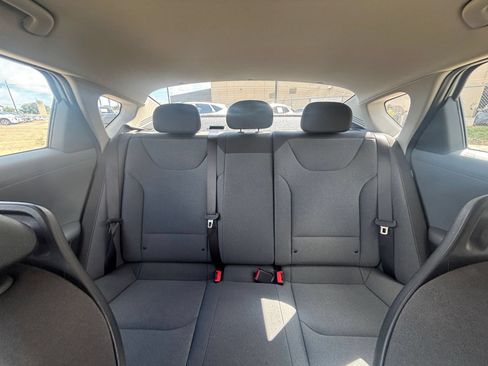 Used 2025 Kia K4 FWD image 38