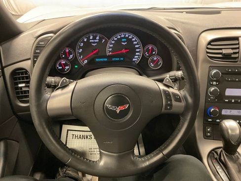Used 2007 Chevrolet Corvette Convertible w/ Preferred Equipment Group RWD image 31