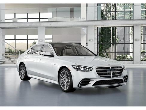 Used 2025 Mercedes-Benz S 580e 4MATIC Sedan image 10