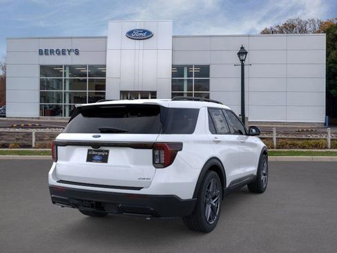 New 2025 Ford Explorer ST-Line w/ Premium Package image 8