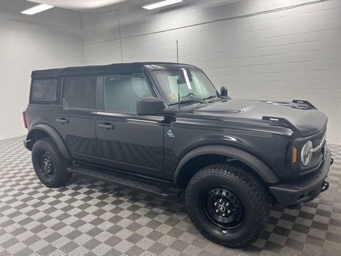 Used 2021 Ford Bronco Black Diamond AWD/4WD image 4