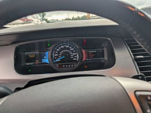 Used 2013 Ford Taurus SHO AWD/4WD image 18