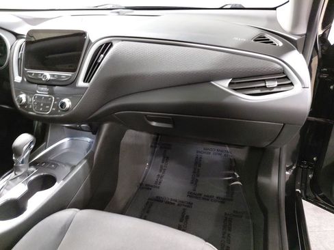 Used 2024 Chevrolet Malibu LT image 22