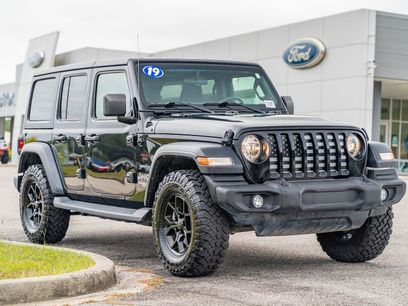 Used 2019 Jeep Wrangler Unlimited Sport S