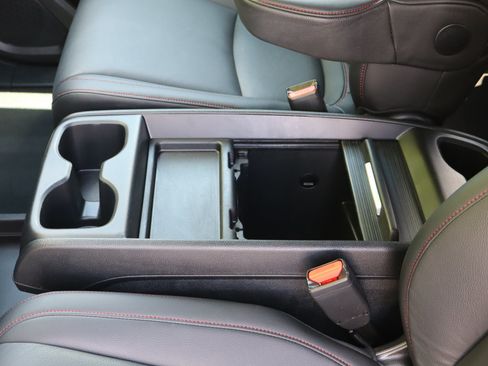 Used 2024 Honda Odyssey Sport image 33