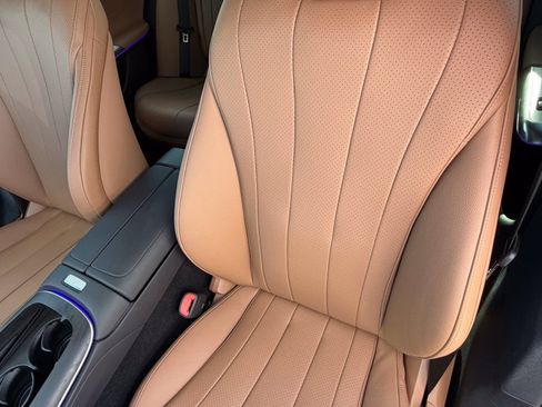 Used 2025 Mercedes-Benz E 350 Sedan image 22