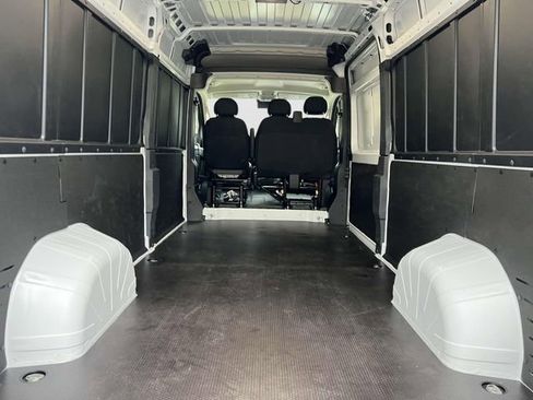 New 2026 RAM ProMaster 2500 w/ Convenience Group image 30