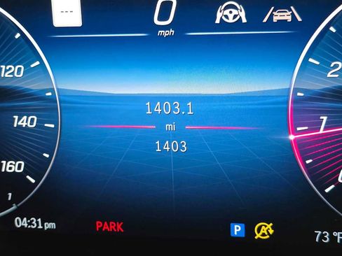Used 2026 Mercedes-Benz GLC 300 4MATIC image 29