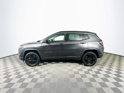 Certified 2022 Jeep Compass Latitude w/ Convenience Group image 7