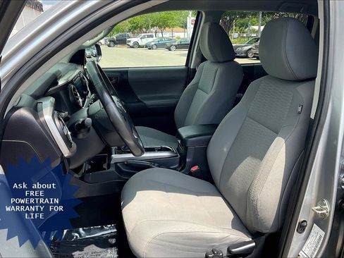 Used 2018 Toyota Tacoma SR5 RWD image 24
