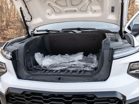 New 2024 Chevrolet Silverado EV RST AWD/4WD image 17