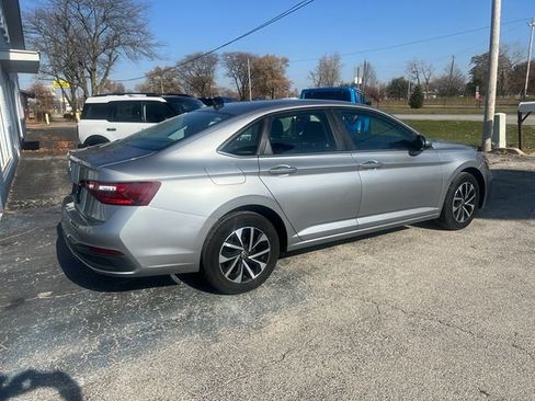 Used 2024 Volkswagen Jetta S image 3