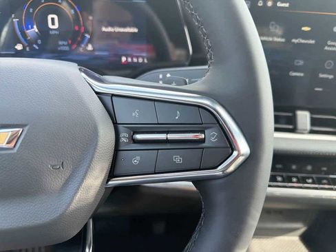 New 2026 Chevrolet Equinox LT w/ Convenience Package II image 25