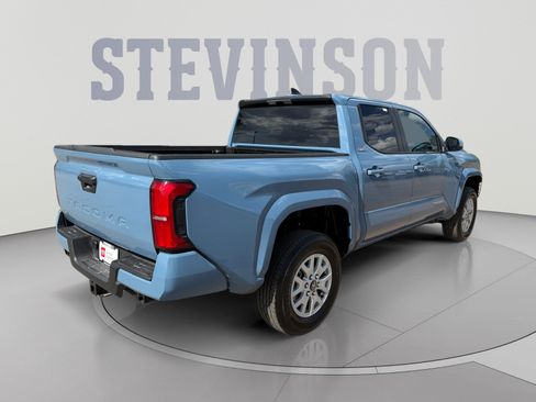 Used 2026 Toyota Tacoma SR5 AWD/4WD image 5