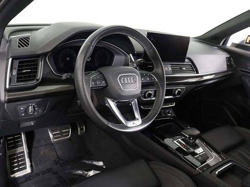 Used 2022 Audi SQ5 Premium Plus w/ Premium Plus Package image 29